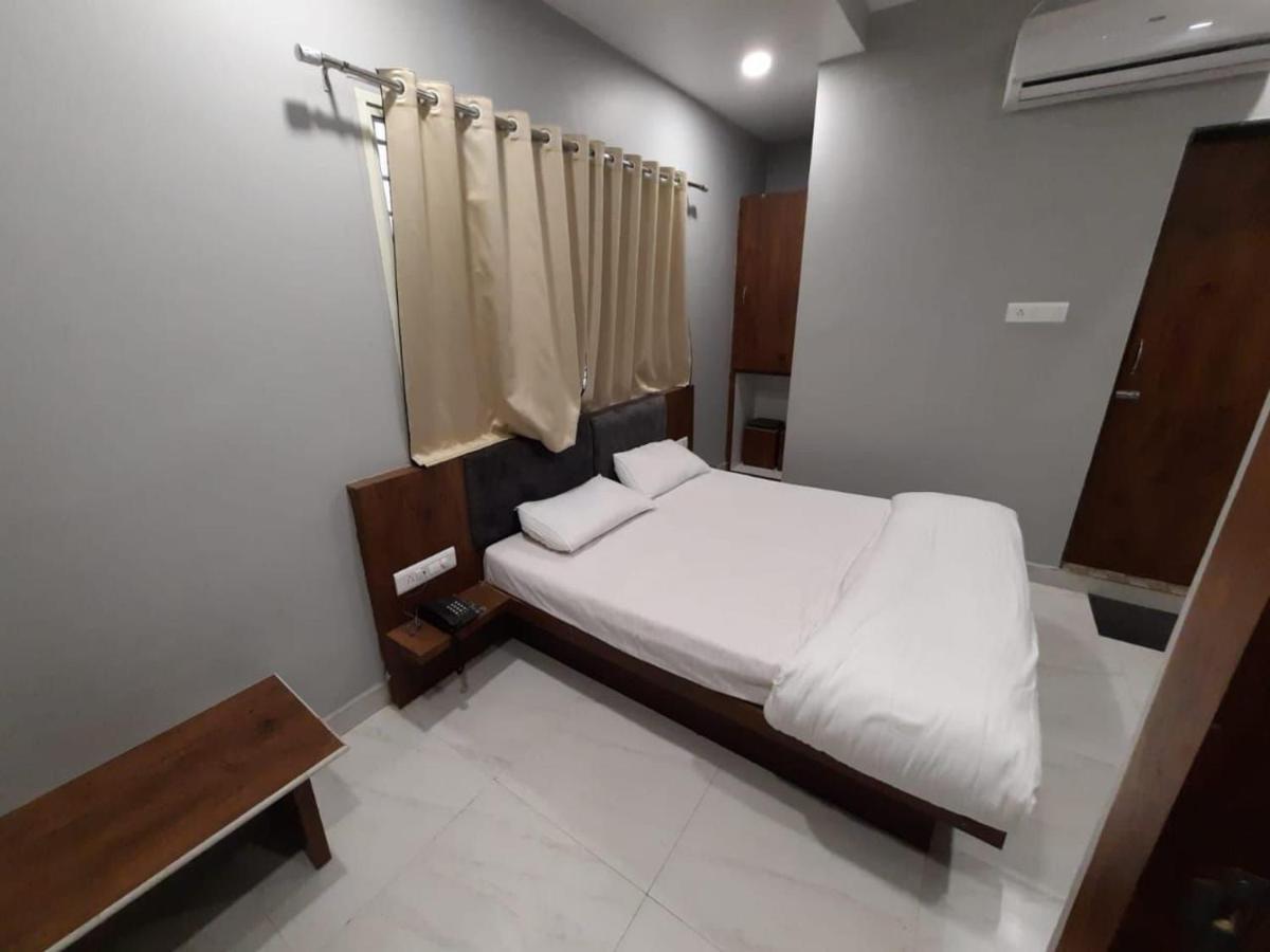 Hotel Shankar Udždžain Exteriér fotografie